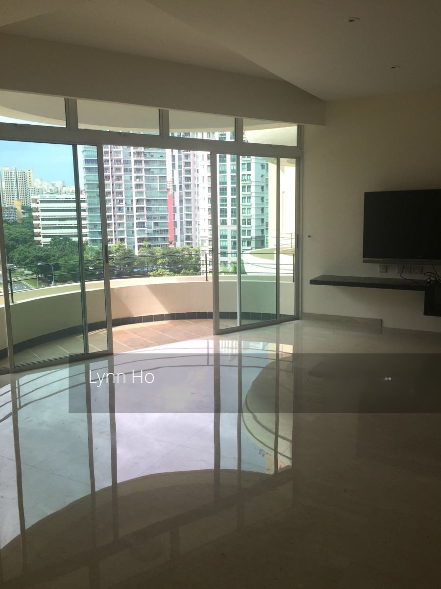 Seven Holt Road thumbnail photo